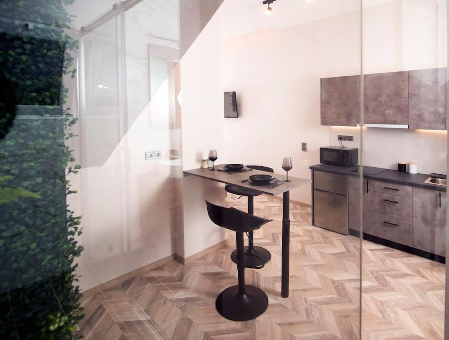 Joy'S Modern-Chic Home Kalamáta Kültér fotó