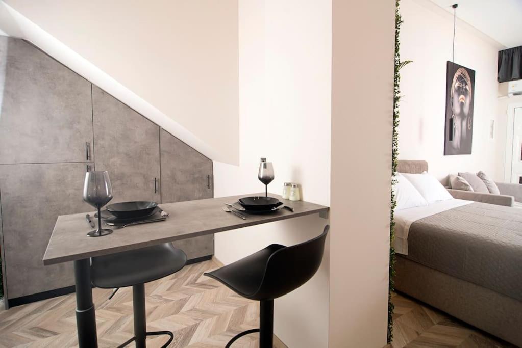 Joy'S Modern-Chic Home Kalamáta Kültér fotó