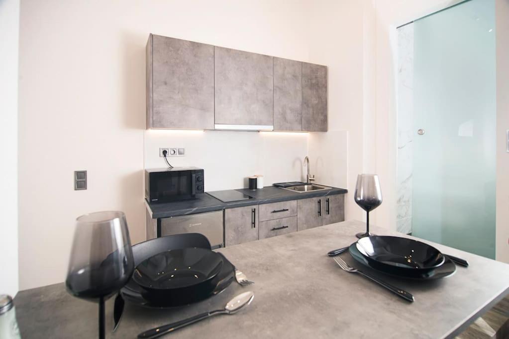 Joy'S Modern-Chic Home Kalamáta Kültér fotó